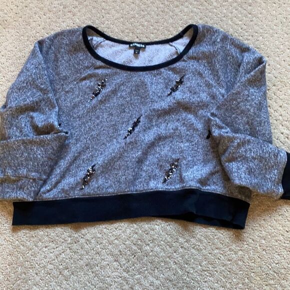 Express Top. Size large. Cropped. Very good condition. - Picture 3 of 5